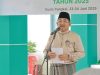 Bupati dan Ketua TP-PKK Tanjab Barat Iringi Anak Sunatan Massal Naik Becak
