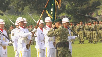 Danyonarmed 1 Kostrad Laksanakan Tradisi Laporan Korps Penerimaan dan Pelepasan Pamen Divif 2 Kostrad