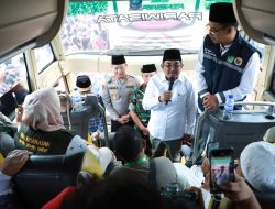 Bupati Anwar Sadat Sambut Kepulangan Jamaah Haji Kloter 19 Asal Tanjab Barat