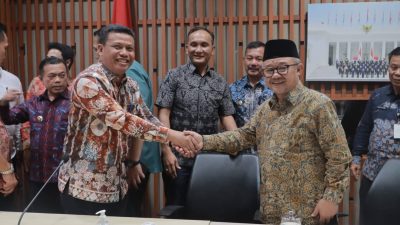 Wabup Katamso Kawal Langsung Aspirasi Pendidikan Tanjab Barat di Kementerian