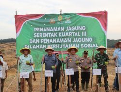 Kapolres Tanjab Barat Bersama Forkopimda Ikuti Zoom Meeting Penanaman Jagung Serentak