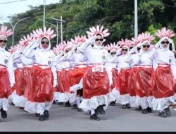 Semarakkan HUT RI Ke 80, Bupati Andi Muchtar Ali Yusuf Lepas Lomba Gerak jalan.