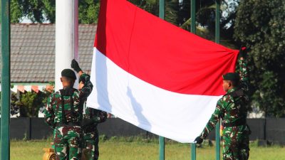 Kuatkan Jiwa Patriotisme, Prajurit Yonarmed 1 Kostrad Ikuti Upacara Bendera