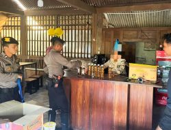 Polresta Magelang Amankan Puluhan Botol Miras di Sawangan