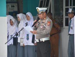 Sampaikan Edukasi Keselamatan Berlalu Lintas Kasat Lantas Jadi Irup di SMKN 1 Bulukumba,
