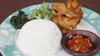 Warung Bebek Kendil Lamongan Salam, Cocok Bagi Pecinta Kuliner Magelang