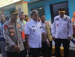 Bupati Imron Dampingi Kapolda Jabar Tinjau Tol Palimanan Jelang Nataru Bupati Imron Dampingi Kapolda Jabar Tinjau Tol Palimanan Jelang Nataru