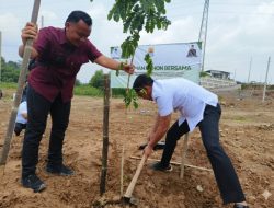 Pemkab Cirebon Tanam Pohon untuk Mitigasi Banjir dan Lestarikan Lingkungan