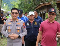 Kapolresta Magelang Tinjau Lokasi Longsor dan Pengungsian Warga di Kecamatan Borobudur