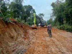 Satgas TMMD ke 127 Kodim 0116 Nagan Raya Tetap Kerja Maksimal Bangun Desa di Bulan Ramadhan 