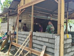 Gerak Cepat Pasang Batako Dinding RTLH, Satgas TMMD Reguler ke-127 Kodim 0105/Abar Berpacu Dengan Waktu