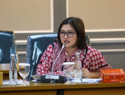 Ancaman Tak Kasat Mata, Vita Ervina: Mikroplastik dan Timbal Rusak Tumbuh Kembang Anak