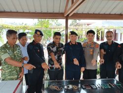 Razia Gabungan di Lapas Kelas IIB Meulaboh, Petugas Temukan Senjata Tajam dan HP