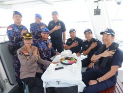 Patroli Perairan Dan Rendezvouz,Ditpolairud Polda Kepri Bangun Sinergi Dengan Polisi Singapura