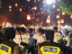Wapres Gibran Saksikan Langsung Indahnya Lampion Waisak Borobudur 2026